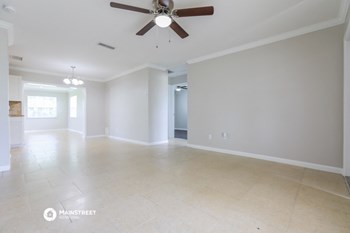 556 Lowell AVE NW 3 Beds House for Rent - Photo Gallery 4
