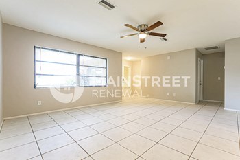 1420 NANTUCKET 3 Beds House for Rent - Photo Gallery 3