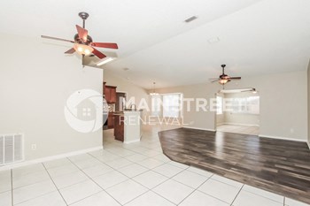 1028 POMPANO DR 3 Beds House for Rent - Photo Gallery 3