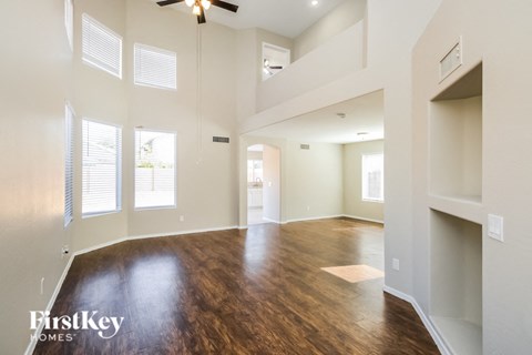 4332 E Windsong Drive 3 Beds Apartment for Rent