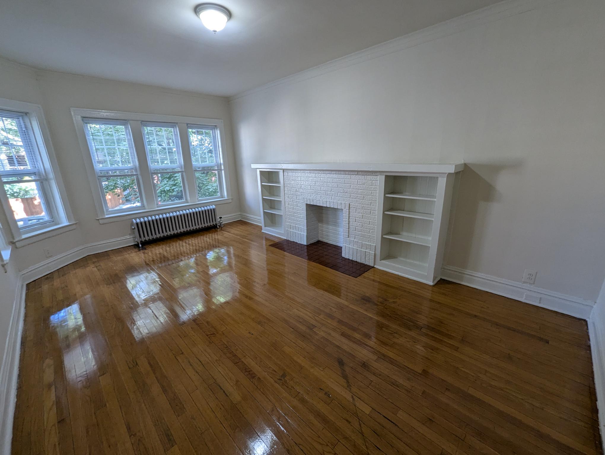 1 Bedrooom