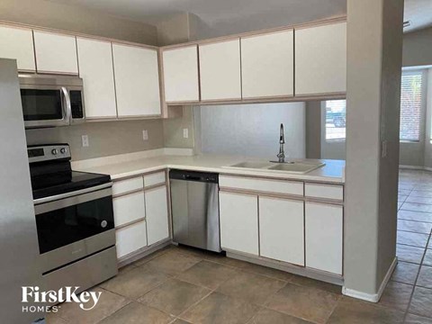1338 W Mesquite Avenue 3 Beds Apartment for Rent