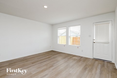 10619 Mcclintock Dr 4 Beds Apartment for Rent