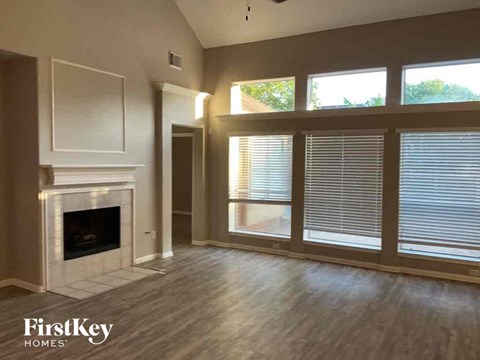 2208 Palm Lagoon Dr 4 Beds Apartment for Rent