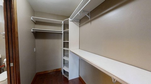 4217 Glen Oaks Drive 4 Beds Apartment for Rent