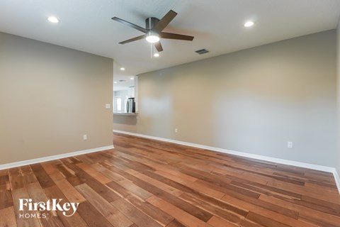 38329 15TH AVENUE 3 Beds Apartment for Rent