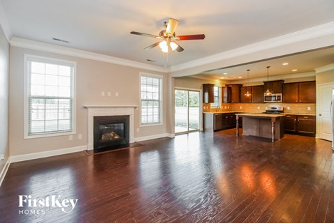 1819 Ridge Creek Drive 4 Beds Apartment for Rent