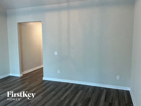 300 Avalon Way 4 Beds Apartment for Rent