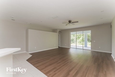 113 KIANA DRIVE 4 Beds Apartment for Rent