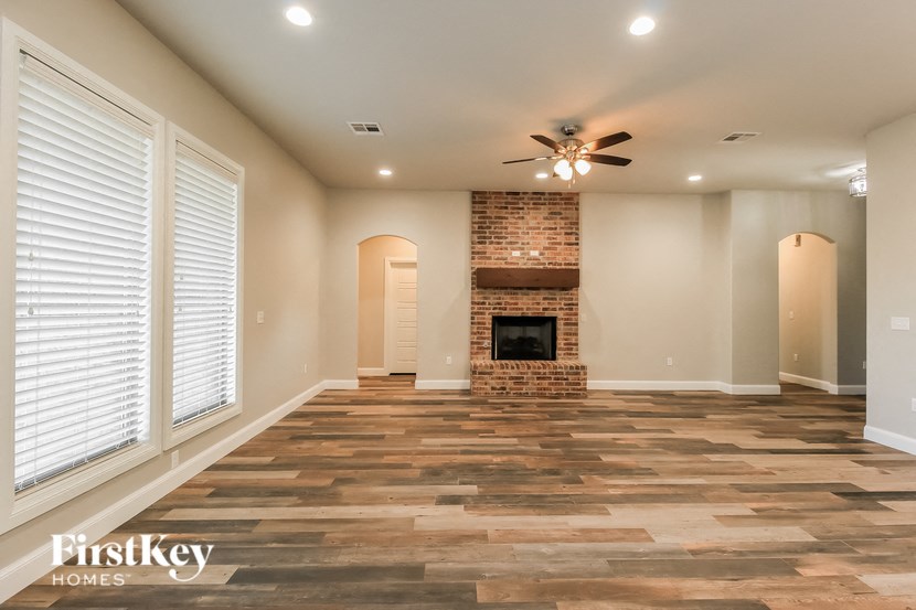 13904 Hutchinson Pl 3 Beds House for Rent - Photo Gallery 3