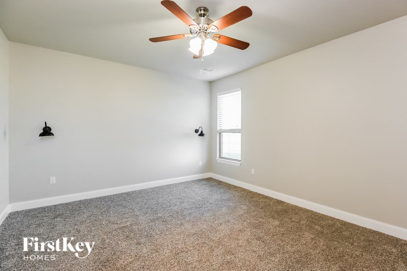 13904 Hutchinson Pl 3 Beds House for Rent - Photo Gallery 12