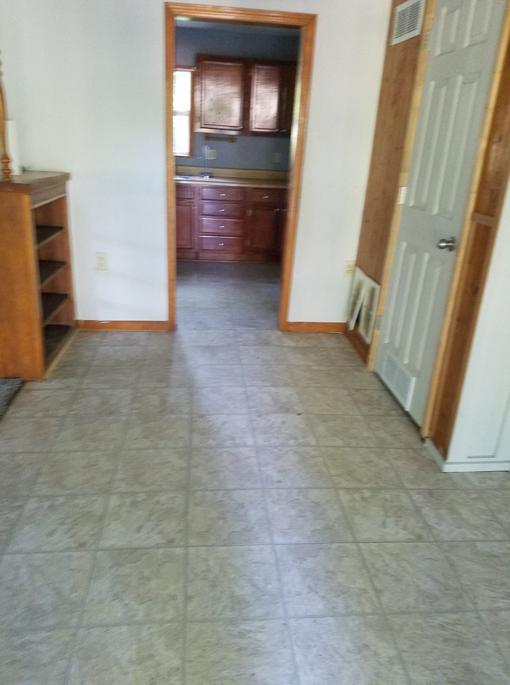 206 W Jackson St 3 Beds House for Rent - Photo Gallery 5