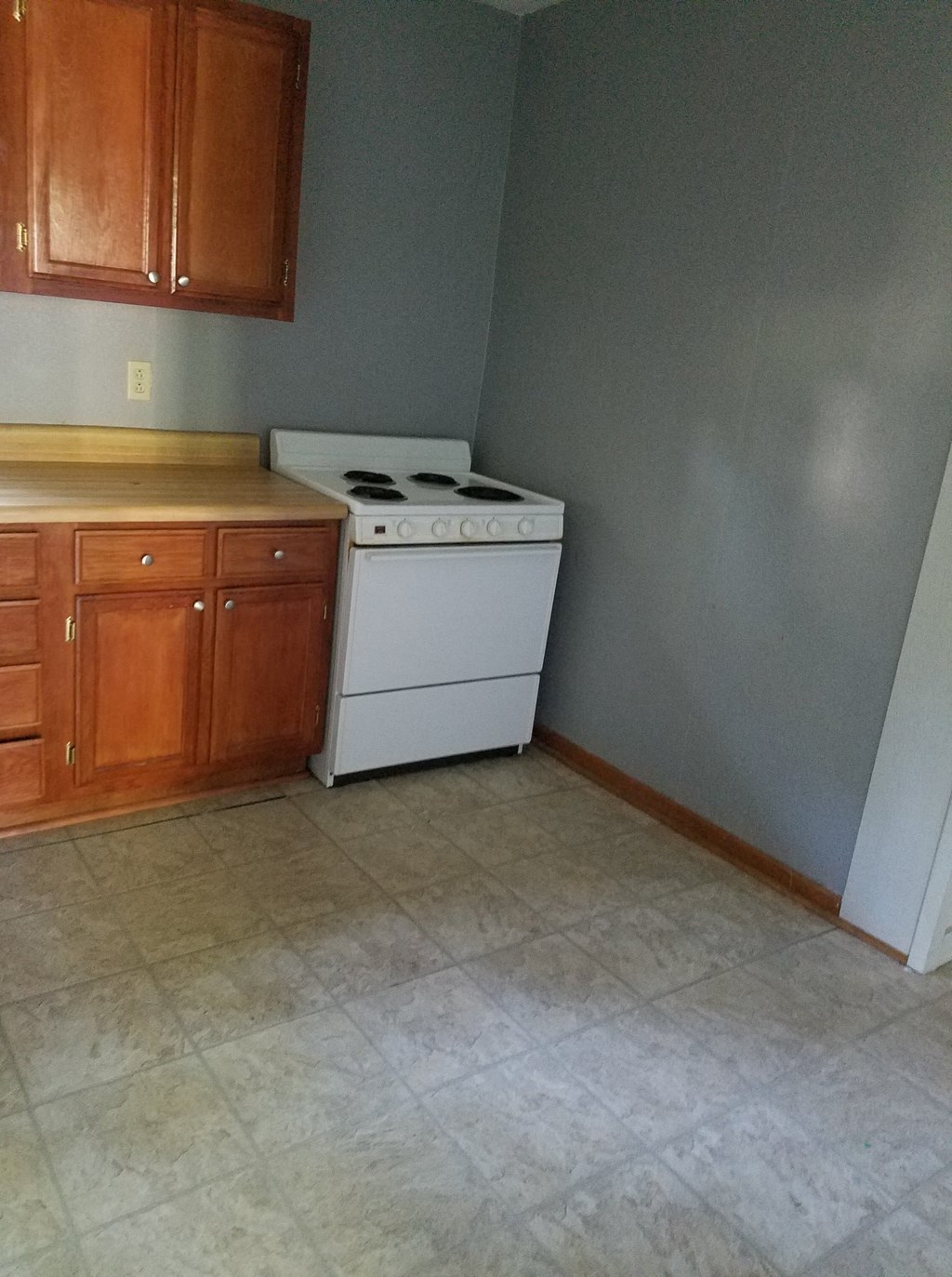 206 W Jackson St 3 Beds House for Rent - Photo Gallery 7
