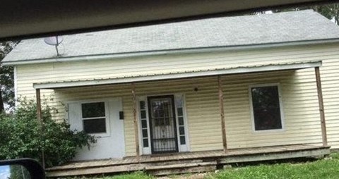 206 W Jackson St 3 Beds Apartment for Rent