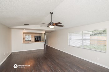 4215 HAVANA DR 3 Beds House for Rent - Photo Gallery 4