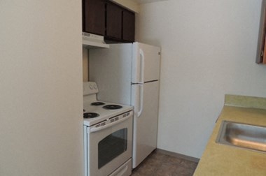 811 Bennett 1-14 Studio-1 Bed Apartment for Rent - Photo Gallery 1