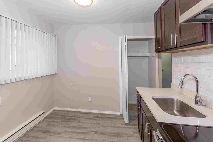 Maple Square Apartments, 1640 E Woodward Heights, Hazel Park, MI RentCafe