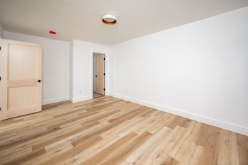 Black Diamond Apartment Homes