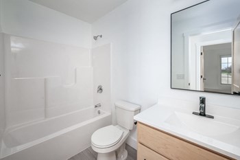 Black Diamond Apartment Homes