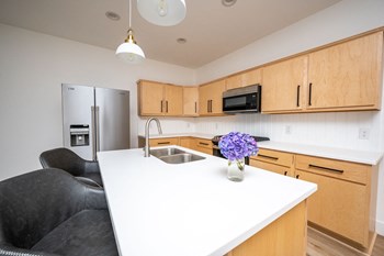 Black Diamond Apartment Homes