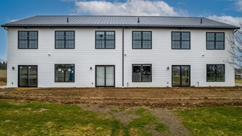 Black Diamond Apartment Homes