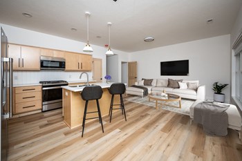 Black Diamond Apartment Homes