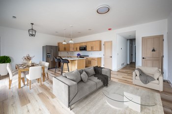 Black Diamond Apartment Homes