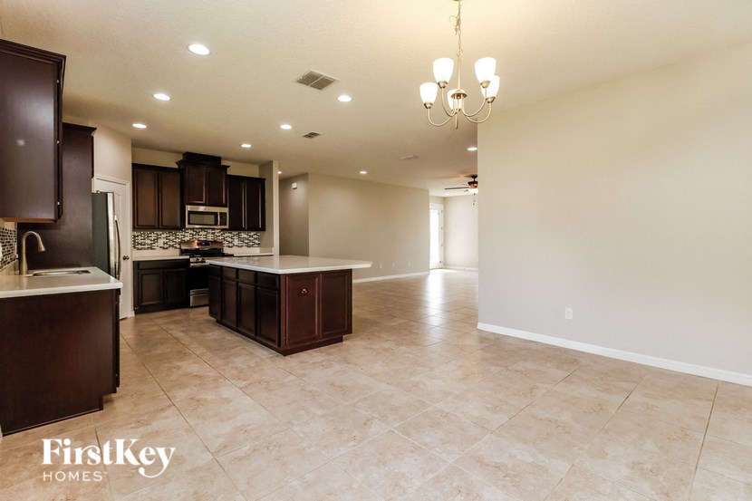 1019 NATHAN RIDGE ROAD 4 Beds House for Rent - Photo Gallery 4