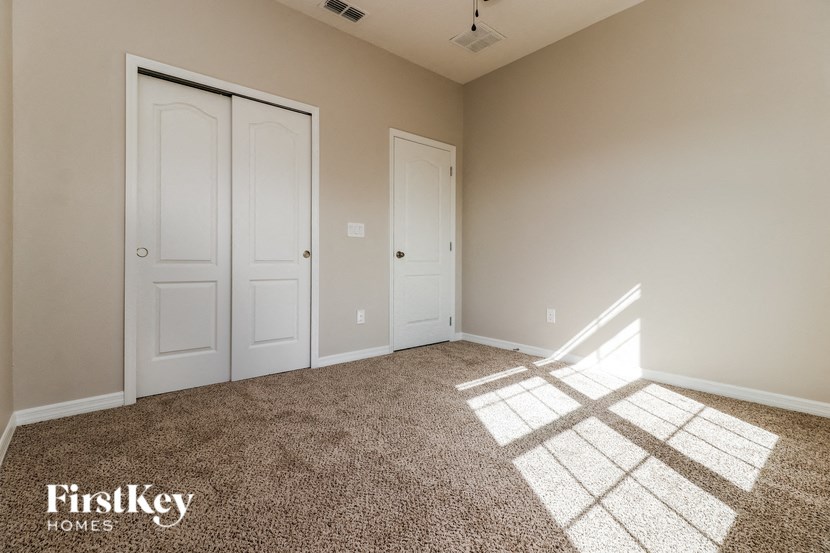 1019 NATHAN RIDGE ROAD 4 Beds House for Rent - Photo Gallery 12