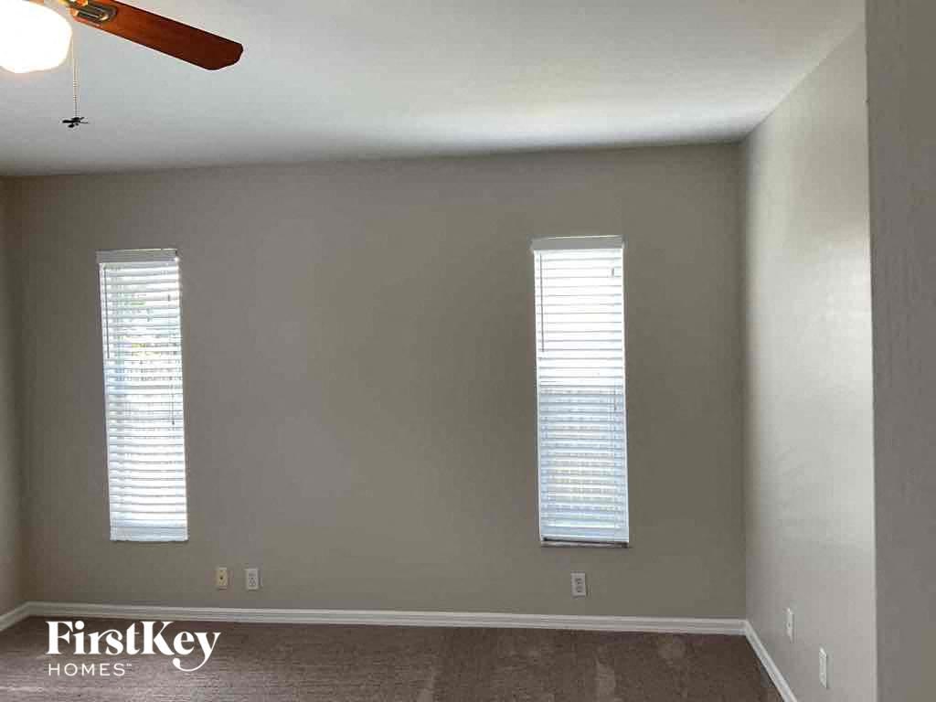 2709 SW 4th Avenue 3 Beds House for Rent - Photo Gallery 9