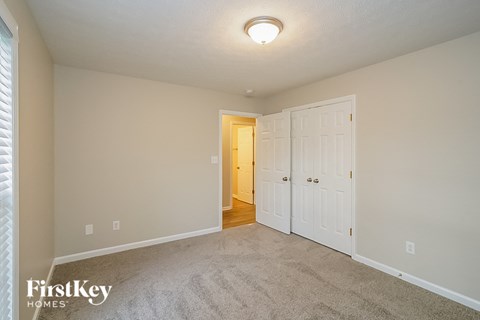339 Bayhill Drive Studio House for Rent - Photo Gallery 13
