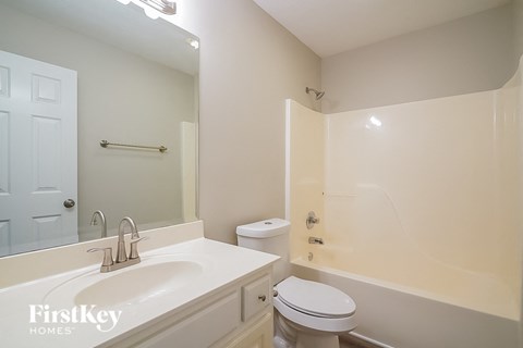 339 Bayhill Drive Studio House for Rent - Photo Gallery 14