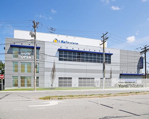 Storage Units for Rent available at 1 South Street, Garden City, NY 11530