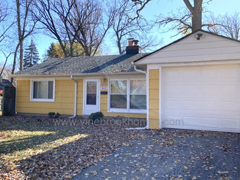 4633 W Custer Ave 2 Beds Apartment for Rent