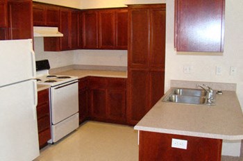 1820 West 8th Street 1-3 Beds Apartment for Rent - Photo Gallery 2