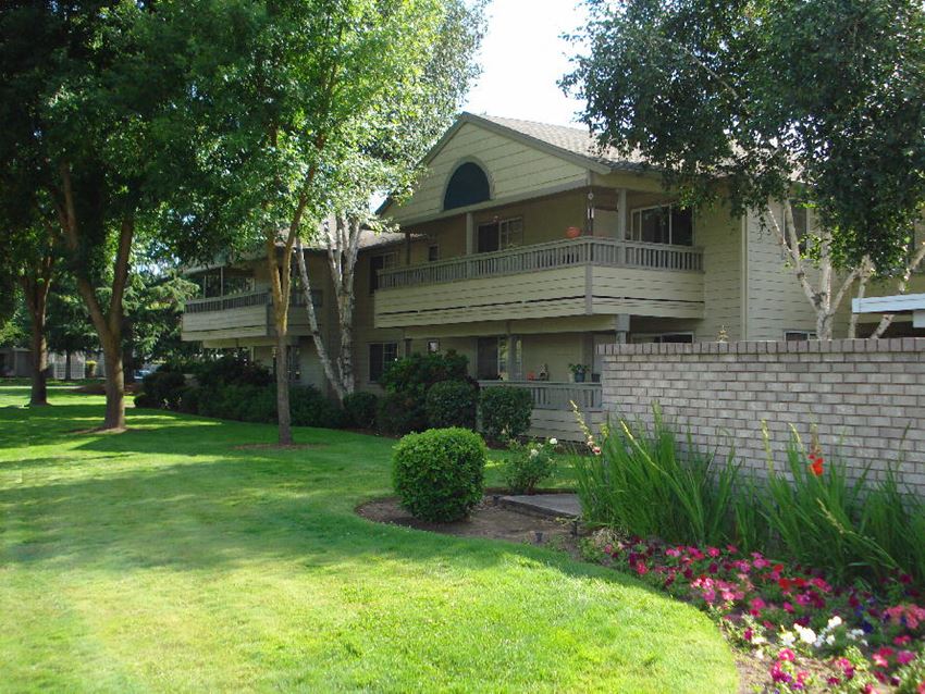 Progress Estates Apartments