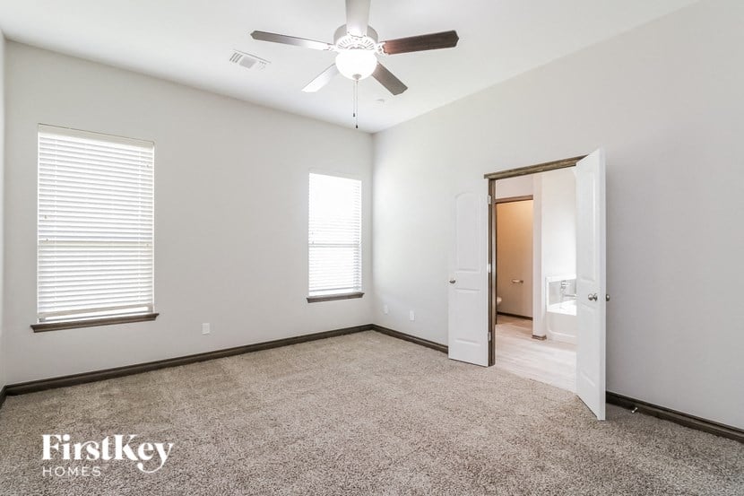 15904 Tall Grass Drive 4 Beds House for Rent - Photo Gallery 6