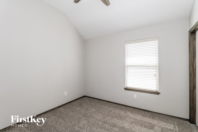 15904 Tall Grass Drive 4 Beds House for Rent - Photo Gallery 9