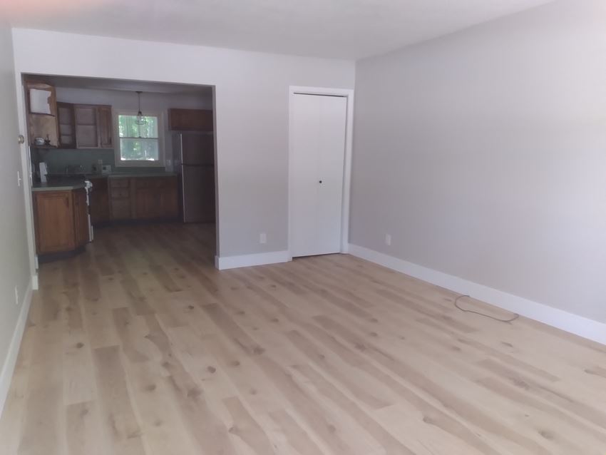 18716 148th Ave Studio Apartment for Rent - Photo Gallery 1
