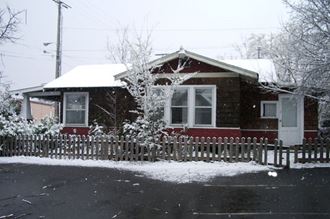 23 Sherman 2 Beds Apartment for Rent