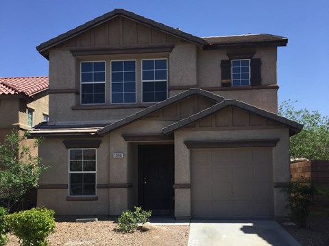 1088 Paradise Coach 3 Beds Apartment for Rent