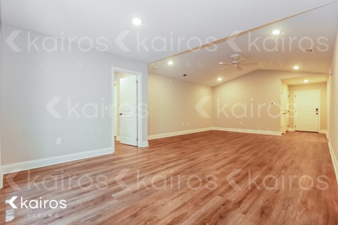 173 Cottage Grove Rd 3 Beds Apartment for Rent