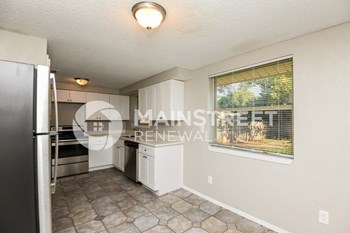1909 DEVONSHIRE DR 3 Beds House for Rent - Photo Gallery 6