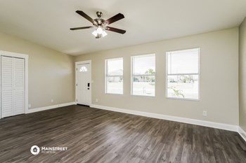 1729 N E 20TH TER 3 Beds House for Rent - Photo Gallery 5