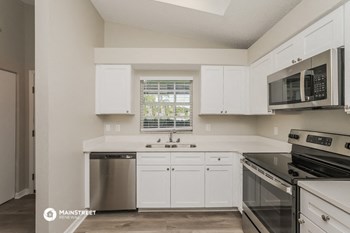 7938 CHADWICK DR 3 Beds House for Rent - Photo Gallery 6