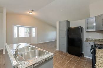 2011 W Burgundy Way 4 Beds House for Rent - Photo Gallery 6