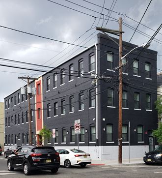179 Van Buren Street 2 Beds Apartment for Rent