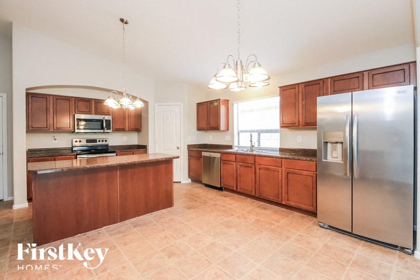 1417 E JEANNE Lane Studio House for Rent - Photo Gallery 4