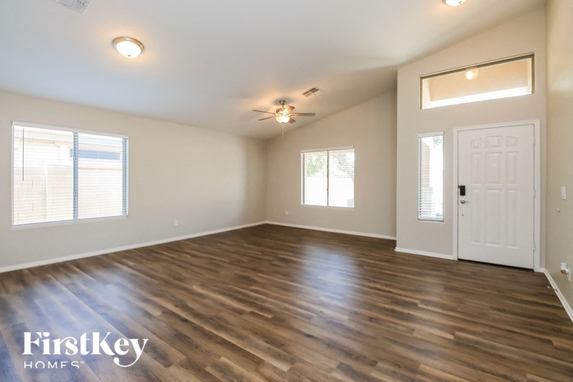 1417 E JEANNE Lane Studio House for Rent - Photo Gallery 5