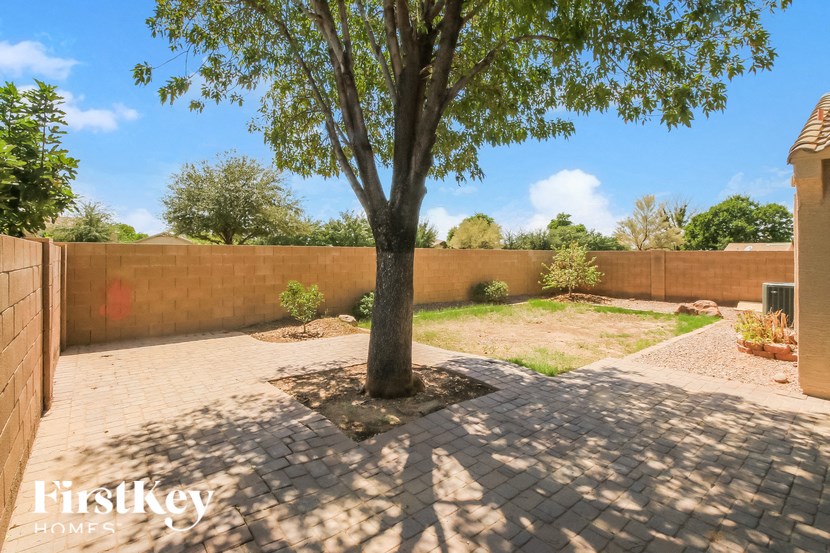 1417 E JEANNE Lane Studio House for Rent - Photo Gallery 14